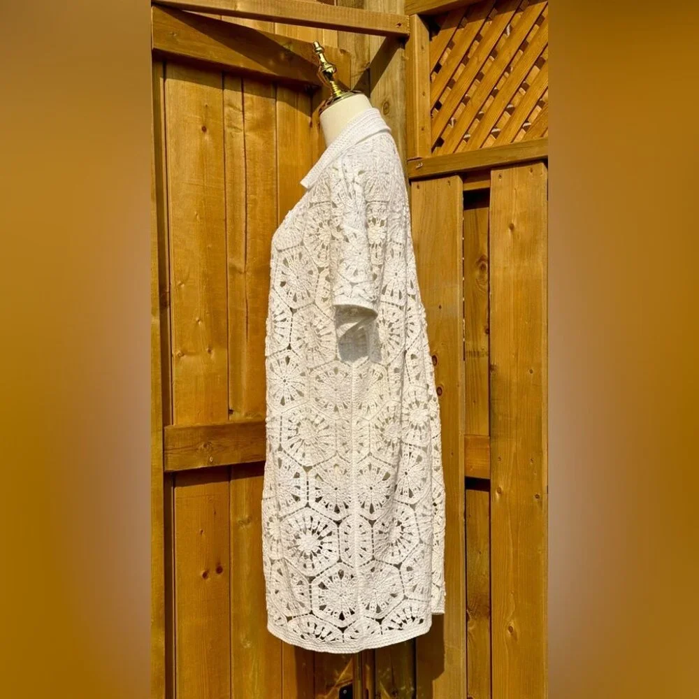 🆕 FARM Rio 🧿 NWOT White Semisheer Floral Button-Up Crochet Cover-Up Dress, L - Picture 6 of 15